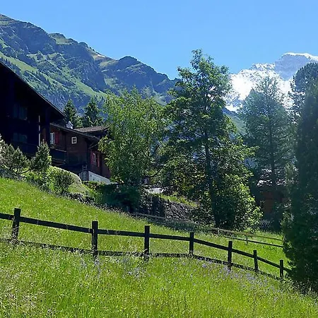 Sleeps 4 Wifi Appartement